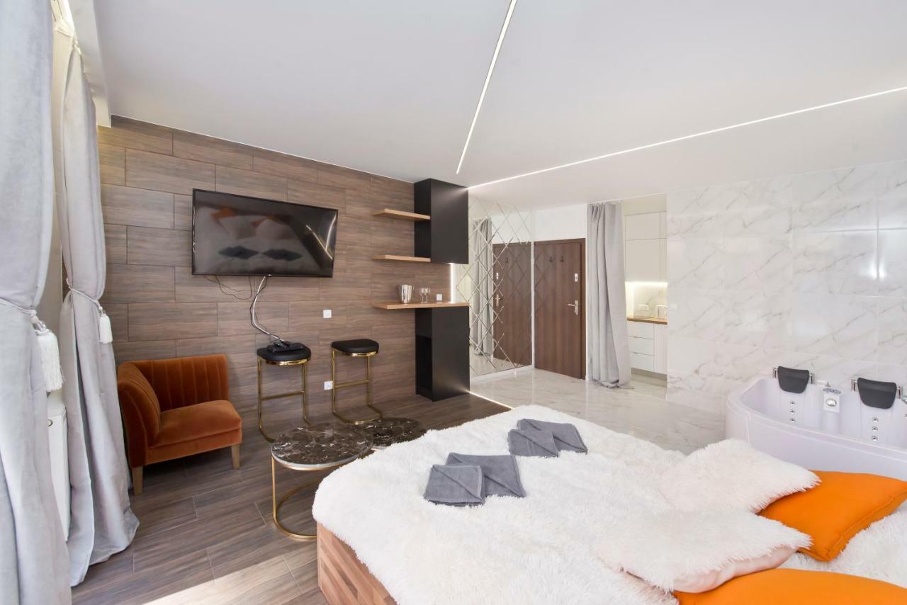 Yourapart Chmielna Park Exclusive Z Wanna Wolnostojaca Lub Jacuzzi Gdansk Exterior foto